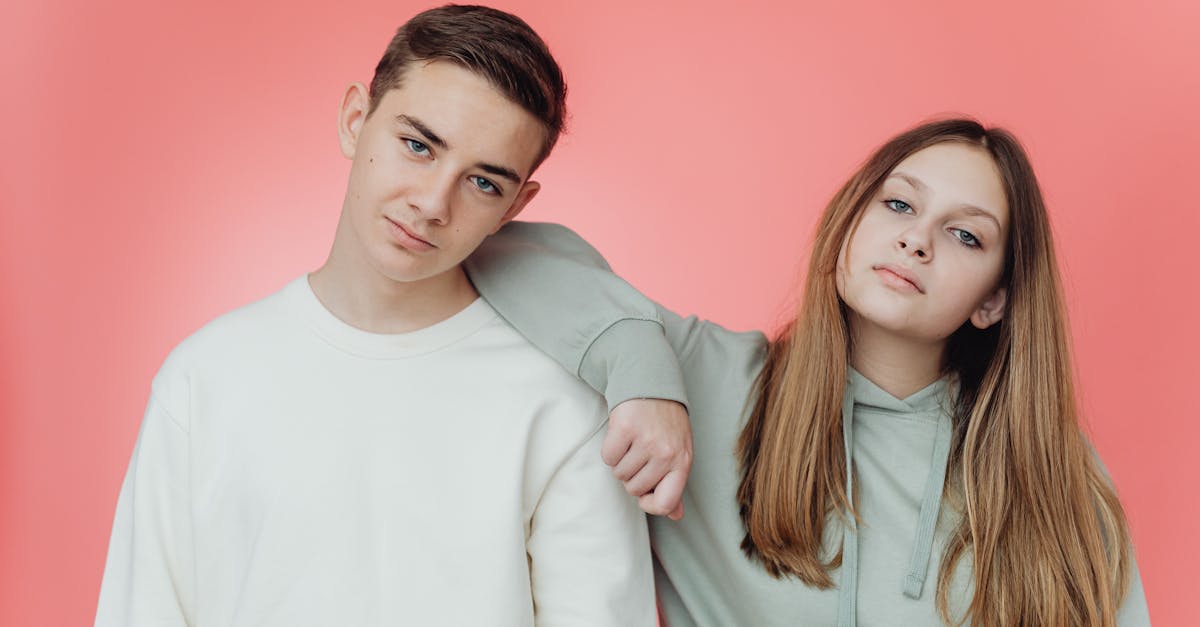 เสื้อผ้าสีมงคลเสริมโชคลาภในวันนี้