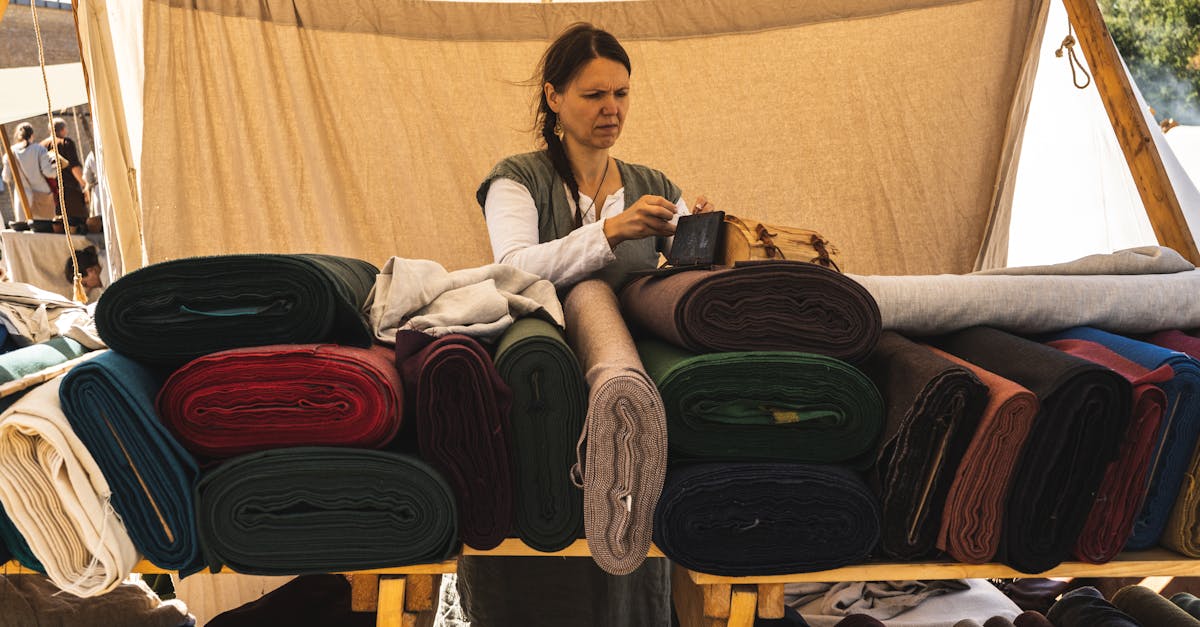 ภาพร้านค้าที่เปิดในวันฤกษ์ดีเพื่อเสริมดวงและความสำเร็จ