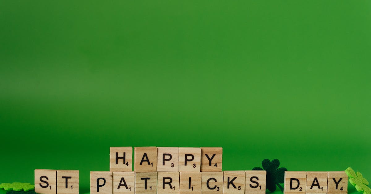 ภาพของคาถาเสริมโชคลาภก่อนเสี่ยงดวง พร้อมข้อควรทำและไม่ควรทำ