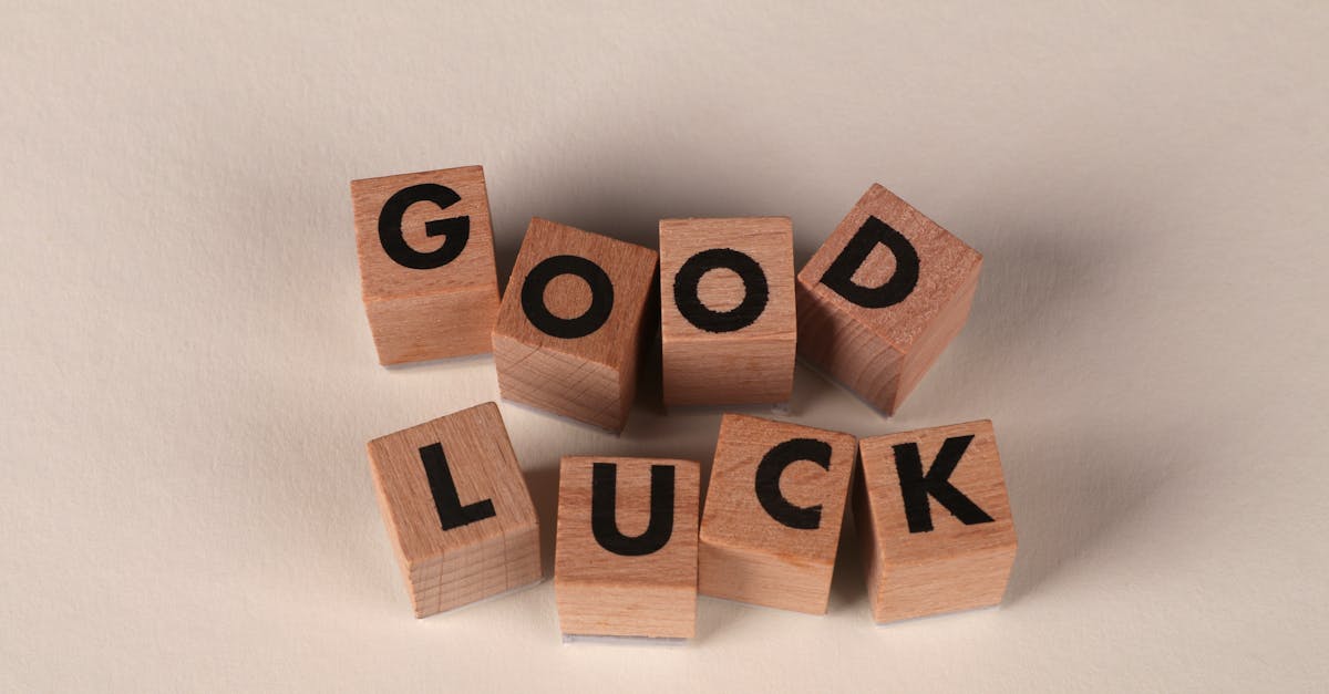 ภาพคาถาเสริมโชคลาภก่อนเสี่ยงดวง