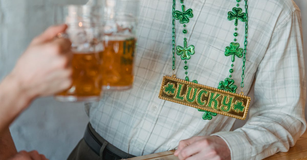 ภาพแสดงวิธีแก้ชง ปีชง และการทำบุญเสริมดวง