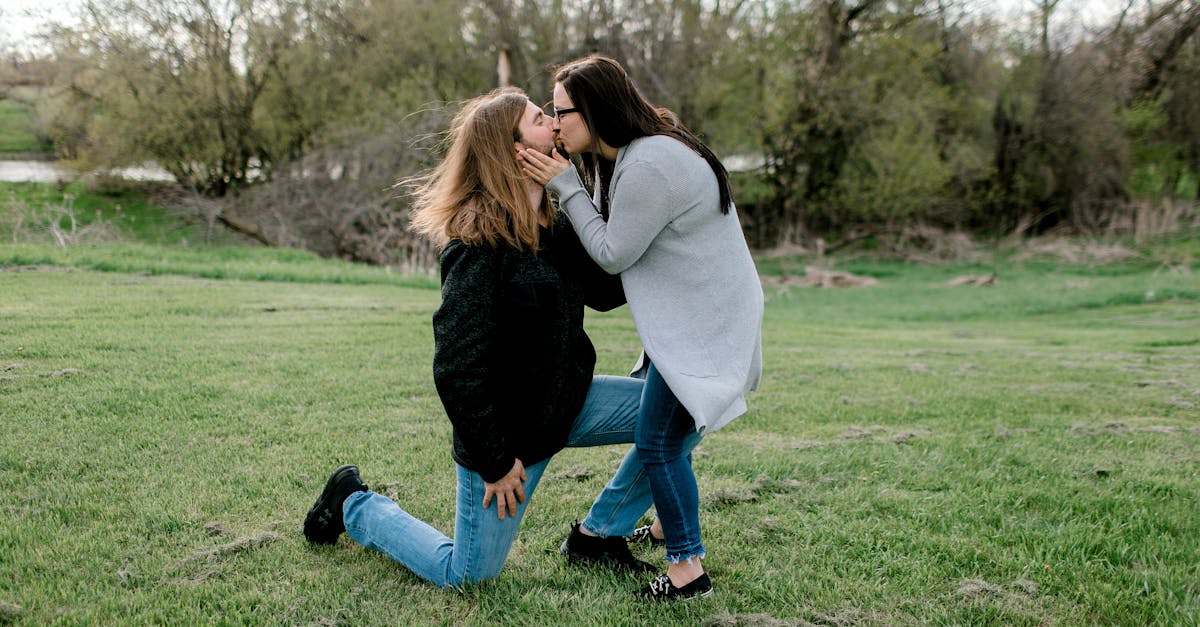 การดูดวงความรัก อธิบายเกี่ยวกับความสัมพันธ์และอนาคตของคุณ