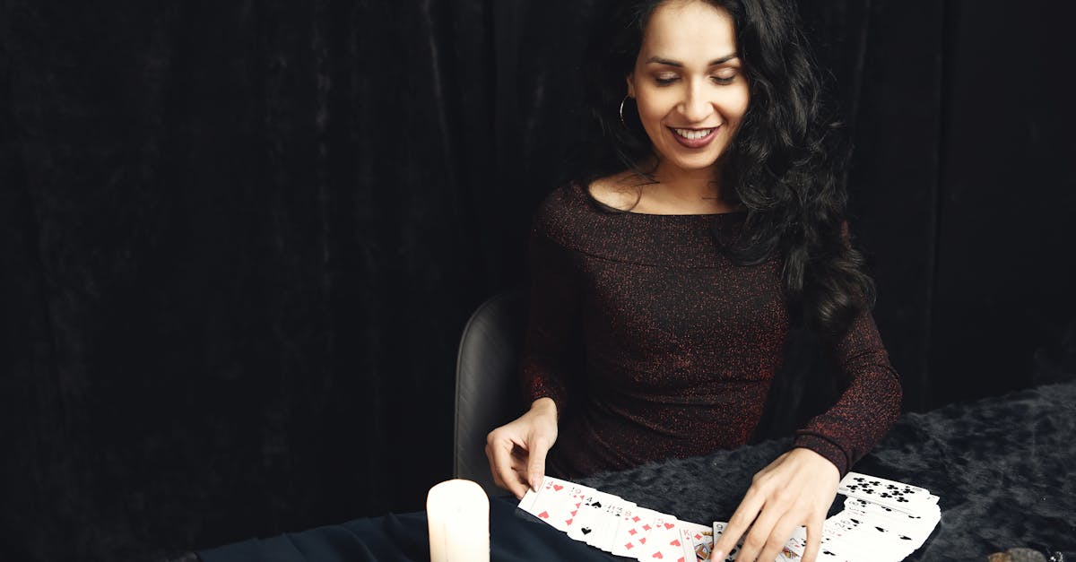 ภาพการ์ดทาโรต์สำหรับการดูดวง